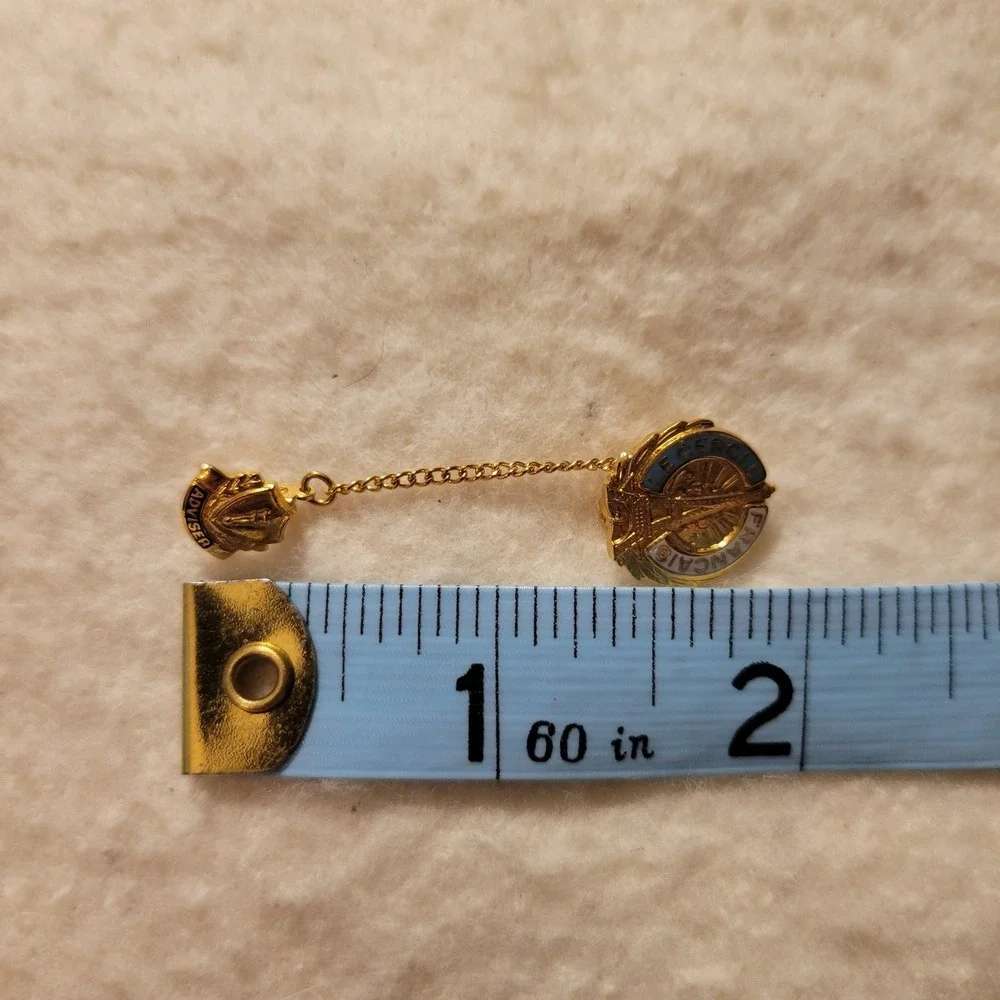 Vintage Le Cercle Francais Pin Tie Tack French Club‎ Eiffel Tower Adviser Pin